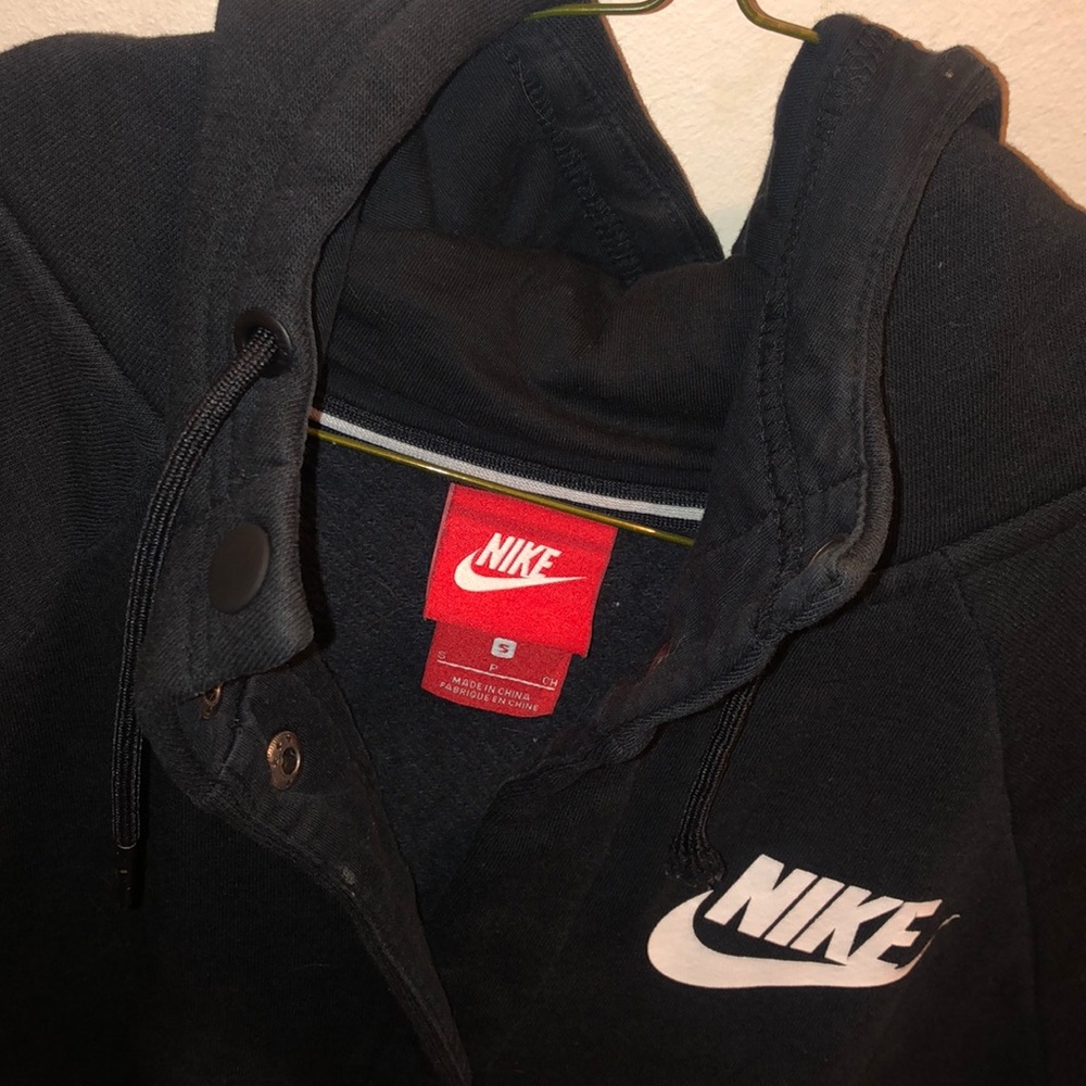 SOLD Nike Sweater Jacket